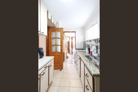 Apartamento para alugar com 80m², 2 quartos e 1 vaga Apartamento para alugar com 80m², 2 quartos e 1 vagaCozinha