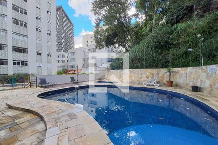 Apartamento para alugar com 80m², 2 quartos e 1 vaga Apartamento para alugar com 80m², 2 quartos e 1 vagaÁrea comum - Piscina