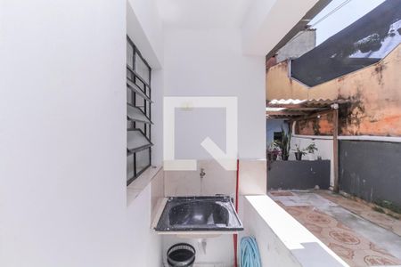 Área de Serviço de kitnet/studio para alugar com 1 quarto, 28m² em Jardim Planalto, São Paulo