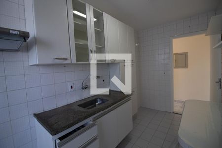 Apartamento à venda com 62m², 2 quartos e 2 vagasCozinha