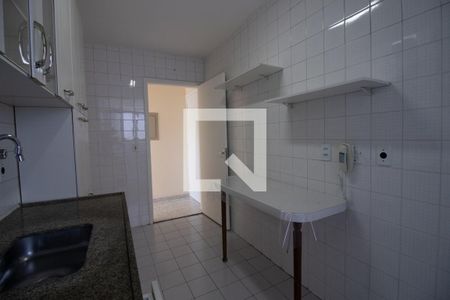 Apartamento à venda com 62m², 2 quartos e 2 vagasCozinha