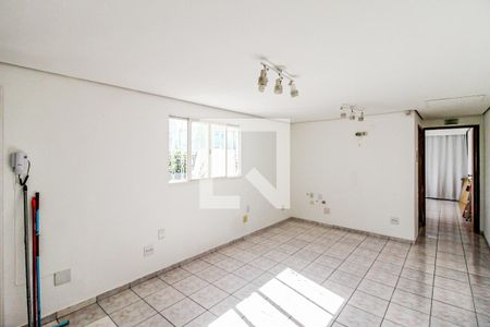 Casa à venda com 300m², 5 quartos e 5 vagas Casa à venda com 300m², 5 quartos e 5 vagasSalão