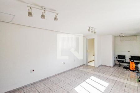 Casa à venda com 300m², 5 quartos e 5 vagas Casa à venda com 300m², 5 quartos e 5 vagasSalão