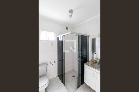 Casa à venda com 300m², 5 quartos e 5 vagas Casa à venda com 300m², 5 quartos e 5 vagasBanheiro Suíte 3