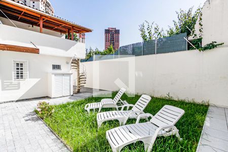 Casa à venda com 300m², 5 quartos e 5 vagas Casa à venda com 300m², 5 quartos e 5 vagasJardim