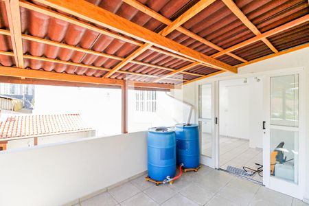 Casa à venda com 300m², 5 quartos e 5 vagas Casa à venda com 300m², 5 quartos e 5 vagasDepósito