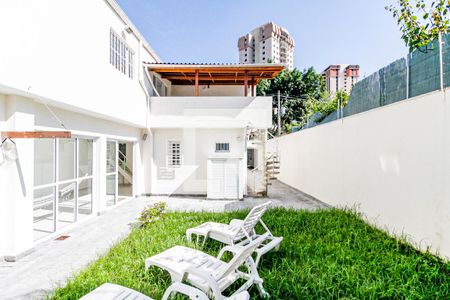 Casa à venda com 300m², 5 quartos e 5 vagas Casa à venda com 300m², 5 quartos e 5 vagasJardim