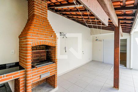 Casa à venda com 300m², 5 quartos e 5 vagas Casa à venda com 300m², 5 quartos e 5 vagasChurrasqueira