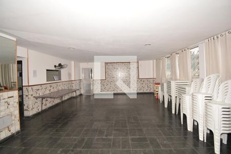 Apartamento para alugar com 60m², 2 quartos e 2 vagasÁrea comum - Salão de festas