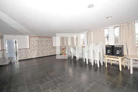 Apartamento para alugar com 60m², 2 quartos e 2 vagasÁrea comum - Salão de festas