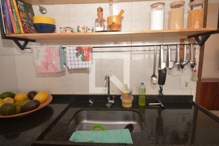 Apartamento para alugar com 60m², 2 quartos e 2 vagasCozinha e Área de Serviço