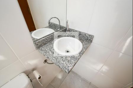 Casa de condomínio à venda com 65m², 2 quartos e 1 vagaBanheiro da Suíte 1