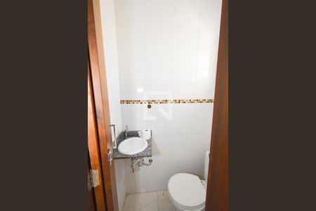 Casa de condomínio à venda com 65m², 2 quartos e 1 vagaLavabo