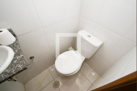 Casa de condomínio à venda com 65m², 2 quartos e 1 vagaLavabo