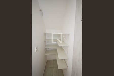 Casa de condomínio à venda com 65m², 2 quartos e 1 vagaCozinha 