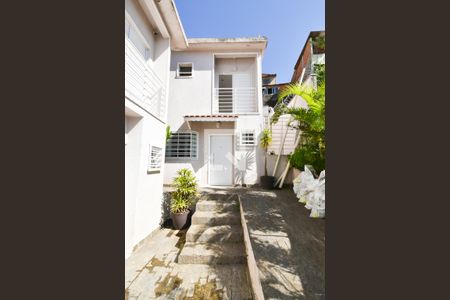 Casa de condomínio à venda com 65m², 2 quartos e 1 vagaÁrea comum