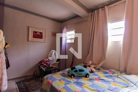 Casa para alugar com 100m², 3 quartos e 1 vagaQuarto 2 Casa de Baixo