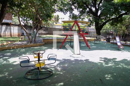 Apartamento à venda com 68m², 3 quartos e 2 vagas Apartamento à venda com 68m², 3 quartos e 2 vagasÁrea Comum - Playground