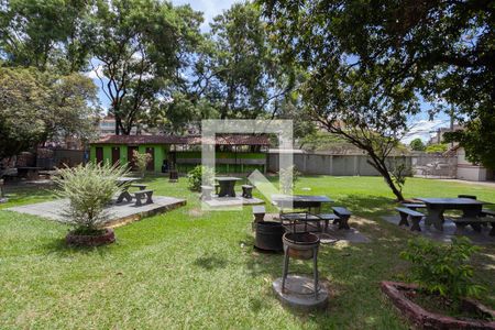 Apartamento à venda com 68m², 3 quartos e 2 vagas Apartamento à venda com 68m², 3 quartos e 2 vagasÁrea comum - Churrasqueira