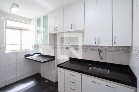 Apartamento à venda com 68m², 3 quartos e 2 vagas Apartamento à venda com 68m², 3 quartos e 2 vagasCozinha