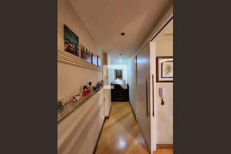 Corredor de apartamento à venda com 3 quartos, 118m² em Buritis, Belo Horizonte