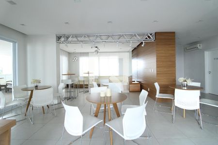 Apartamento à venda com 140m², 3 quartos e 2 vagasÁrea comum - Salão de festas