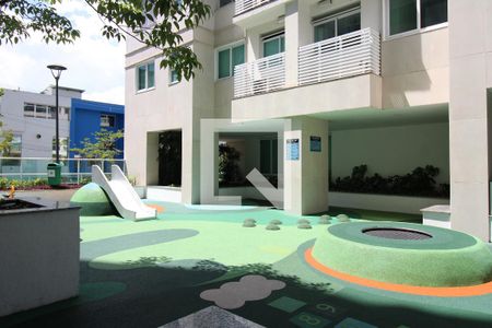 Apartamento à venda com 140m², 3 quartos e 2 vagasÁrea comum - Playground