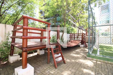 Apartamento à venda com 140m², 3 quartos e 2 vagasÁrea comum - Playground