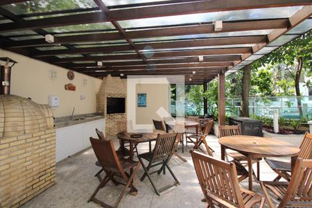 Apartamento à venda com 140m², 3 quartos e 2 vagasÁrea comum - Churrasqueira