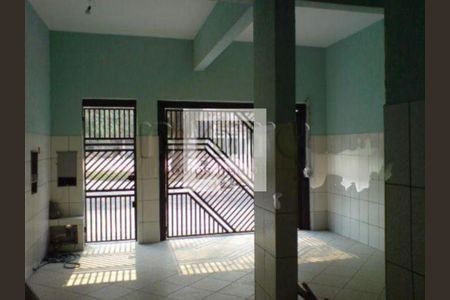 Casa à venda com 3 quartos, 470m² em Cambuci, São Paulo