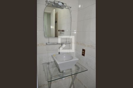 Casa de condomínio à venda com 100m², 5 quartos e 1 vagaBanheiro