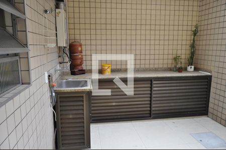 Casa de condomínio à venda com 100m², 5 quartos e 1 vagaÁrea de Serviço