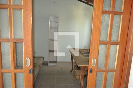 Casa de condomínio à venda com 100m², 5 quartos e 1 vagaCobertura