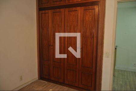 Casa de condomínio à venda com 100m², 5 quartos e 1 vagaQuarto 1