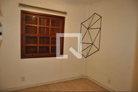 Casa de condomínio à venda com 100m², 5 quartos e 1 vagaQuarto 1