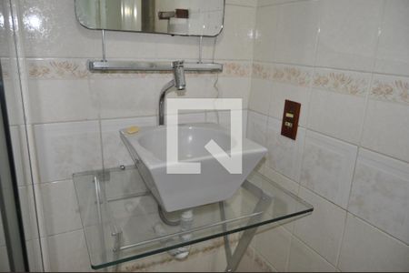 Casa de condomínio à venda com 100m², 5 quartos e 1 vagaBanheiro