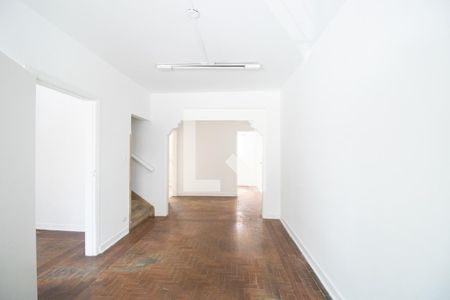 Sala de casa para alugar com 4 quartos, 150m² em Vila Clementino, São Paulo