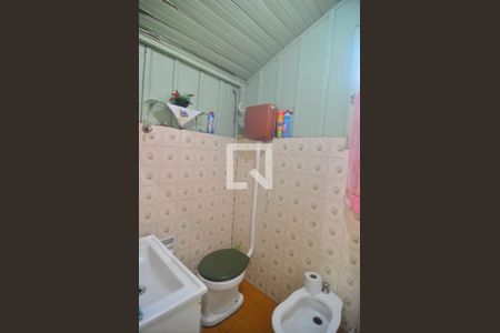 Casa à venda com 110m², 3 quartos e 2 vagasBanheiro