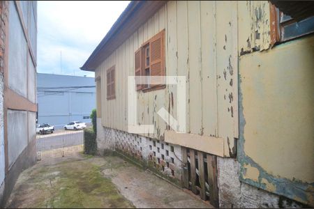 Casa à venda com 110m², 3 quartos e 2 vagasPátio