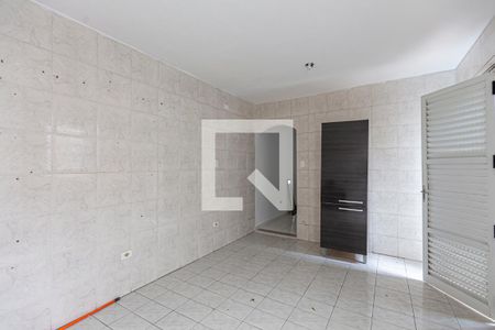 Cozinha e Área de Serviço de casa para alugar com 2 quartos, 80m² em Jardim Cambui, Santo André