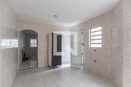 Cozinha e Área de Serviço de casa para alugar com 2 quartos, 80m² em Jardim Cambui, Santo André