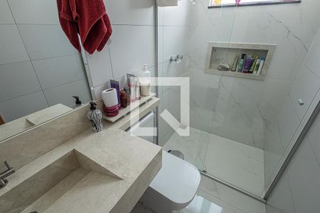 Casa à venda com 116m², 2 quartos e 2 vagas Casa à venda com 116m², 2 quartos e 2 vagasBanheiro suíte