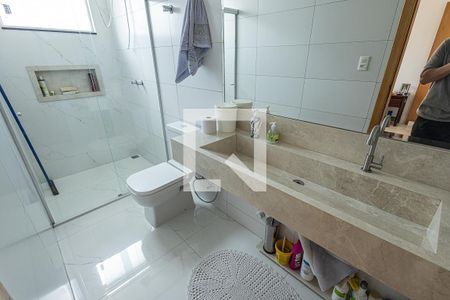 Casa à venda com 116m², 2 quartos e 2 vagas Casa à venda com 116m², 2 quartos e 2 vagasBanheiro Suíte