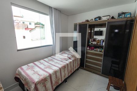 Casa à venda com 116m², 2 quartos e 2 vagas Casa à venda com 116m², 2 quartos e 2 vagasQuarto 1 / suíte - 2º andar
