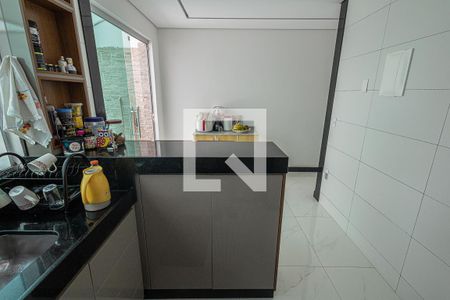 Casa à venda com 116m², 2 quartos e 2 vagas Casa à venda com 116m², 2 quartos e 2 vagasCozinha