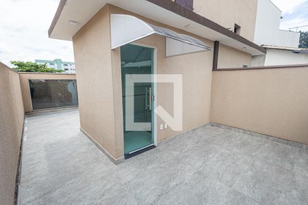 Casa à venda com 116m², 2 quartos e 2 vagas Casa à venda com 116m², 2 quartos e 2 vagasTerraço / área externa - 3º andar