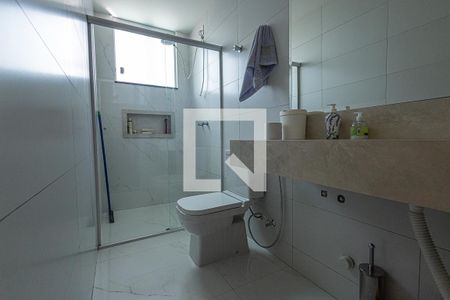 Casa à venda com 116m², 2 quartos e 2 vagas Casa à venda com 116m², 2 quartos e 2 vagasBanheiro Suíte