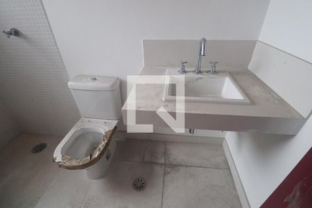 Apartamento para alugar com 275m², 4 quartos e 4 vagasBanheiro da Suíte 1