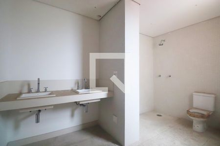 Apartamento para alugar com 275m², 4 quartos e 4 vagasBanheiro da Suíte 4