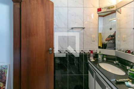 Apartamento à venda com 220m², 4 quartos e 4 vagasBanheiro da Suíte 1